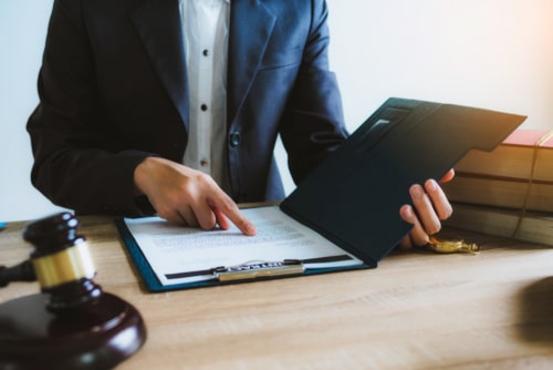 IL management lawyer